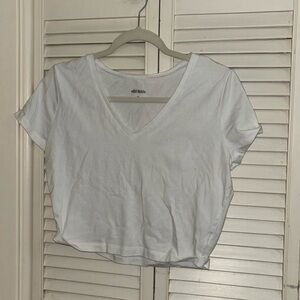 White cropped V-neck short sleeve